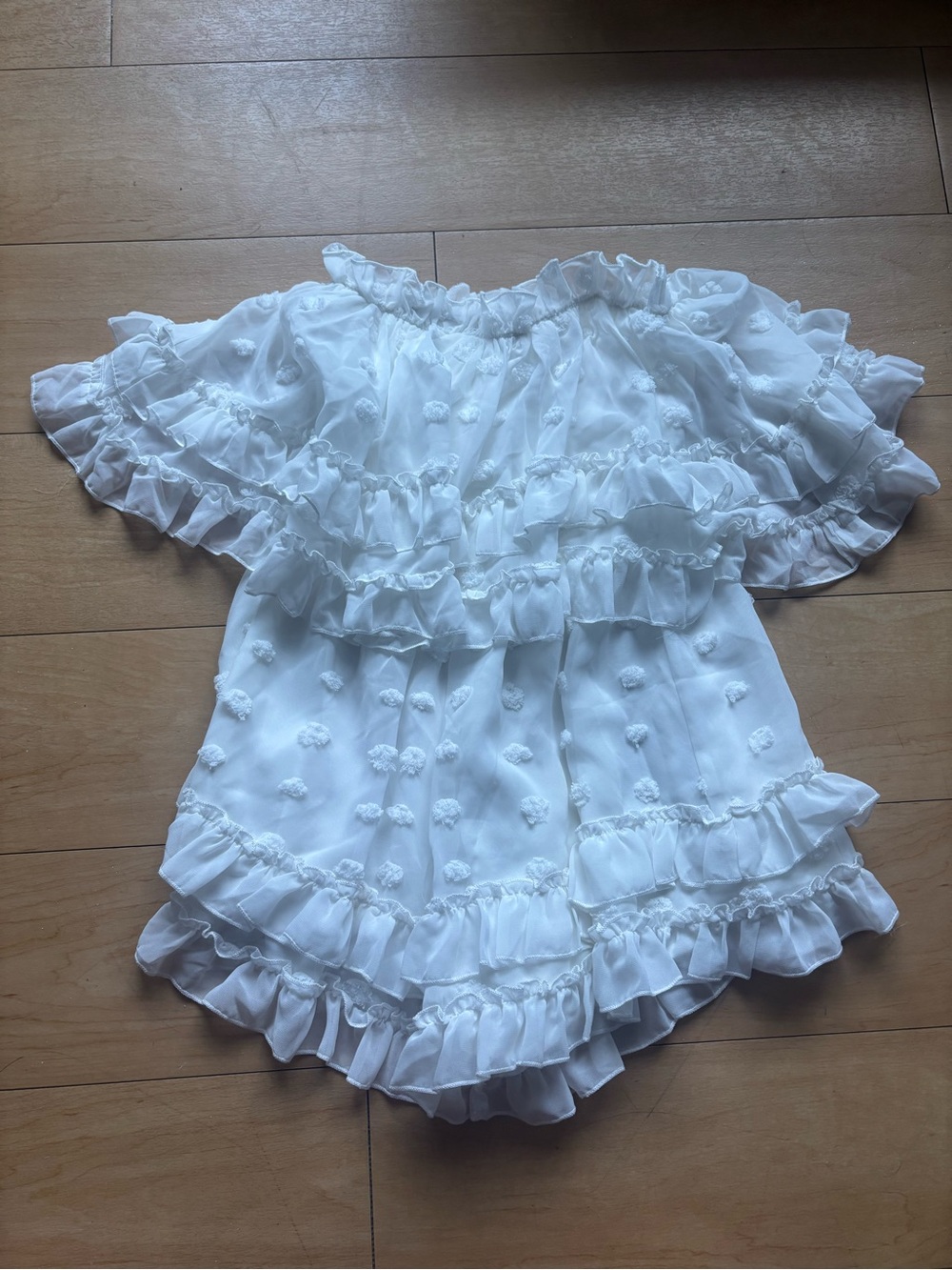 Saints and Secrets White Swiss-Dot Tiered Ruffle Romper size XS